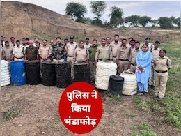 यहां जब 50 पुलिस के जवानों ने दी दबिश, तो जब्त हुआ  5000 लीटर गुड़ लहान, मची भगदड़