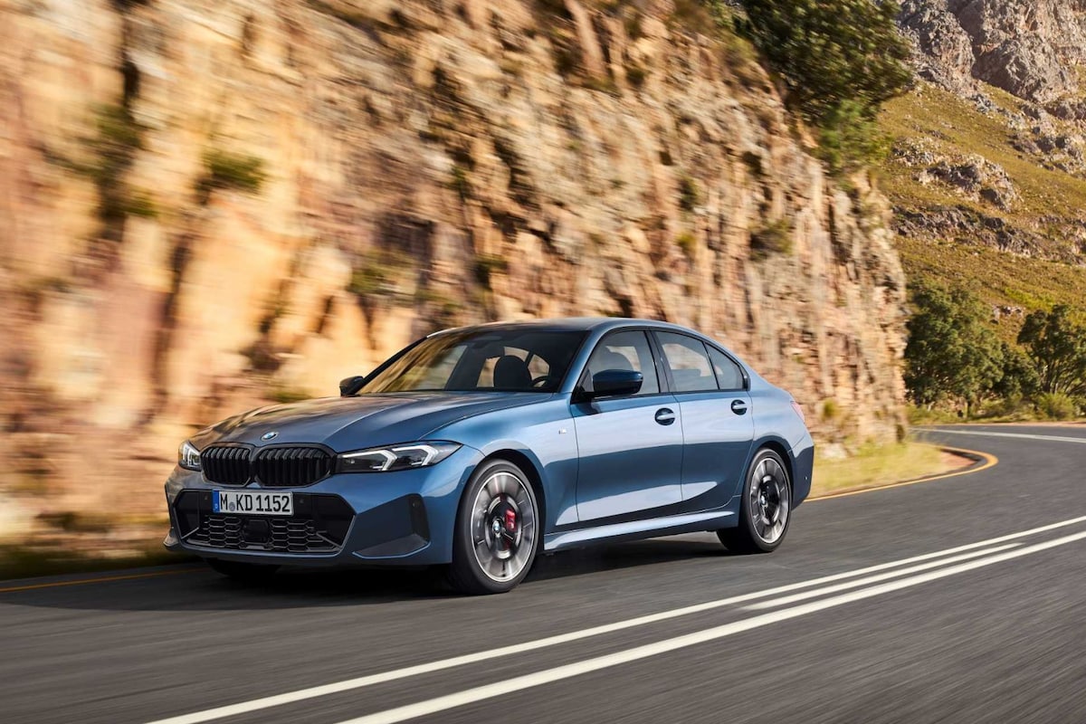 BMW 3 Series has a 2.0-liter, 4-cylinder, turbo petrol engine, which can produce a peak power of 258 HP and 400 Nm of torque BMW 3 Series has a 2.0-liter, 4-cylinder, turbo petrol engine, which can produce a peak power of 258 HP and 400 Nm of torque