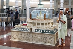 PM Modi Pays Tribute To RSS Founders, BR Ambedkar In Nagpur PM Modi Pays Tribute To RSS Founders, BR Ambedkar In Nagpur