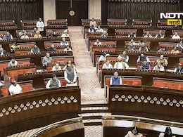 MP Salary Hike: खासदारांच्या पगार, पेन्शनमध्ये मोठी वाढ! केंद्र सरकारचे गिफ्ट, किती मिळणार मानधन? MP Salary Hike: खासदारांच्या पगार, पेन्शनमध्ये मोठी वाढ! केंद्र सरकारचे गिफ्ट, किती मिळणार मानधन?