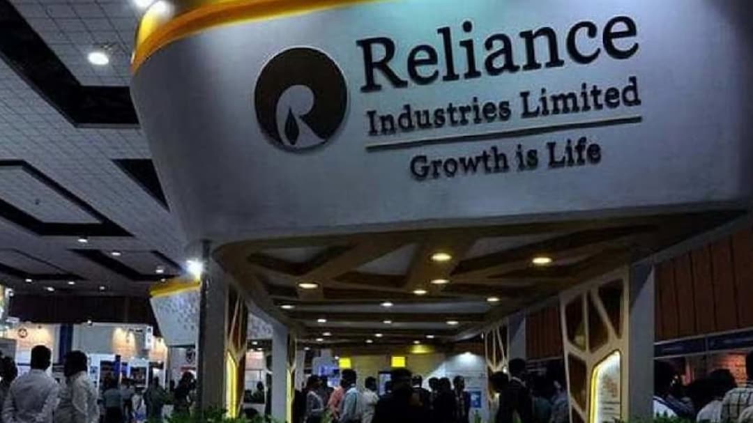 Reliance Industries: Motilal Oswal Trims Target Price Post Subdued Q4 Results — Check Potential Upside