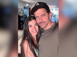 On Saba Azad's Latest Instagram Post, Boyfriend Hrithik Roshan Dropped This Comment