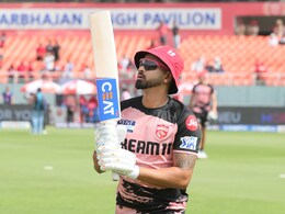 Shreyas Iyer Leaves Field During PBKS vs RCB IPL 2025 Clash. Reason Is Concerning