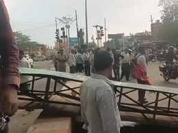 MP Weather: अचानक बदला मौसम का मिजाज, तेज आंधी-तूफान ने शिक्षक की ले ली जान MP Weather: अचानक बदला मौसम का मिजाज, तेज आंधी-तूफान ने शिक्षक की ले ली जान