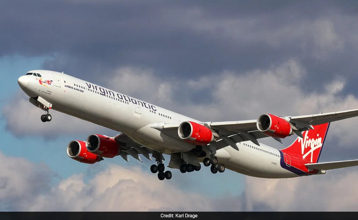 Ню Делхи Полетът на девствения Атлантически океан от Лондон до