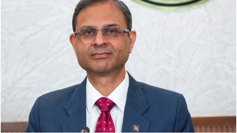 RBI गवर्नर का Exclusive इंटरव्यू: महंगाई,सेंट्रल बैंक की आजादी और अर्थव्यवस्था पर क्या बोले संजय मल्होत्रा?