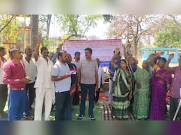 किसानों से जमीन लेकर भूल गई SECL, बेरोजगारी का दंश झेल रहे लोगों ने खोला मोर्चा किसानों से जमीन लेकर भूल गई SECL, बेरोजगारी का दंश झेल रहे लोगों ने खोला मोर्चा