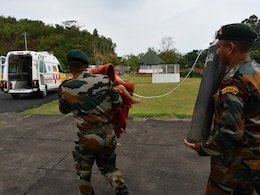 "Thought Will Lose Her": 2-Year-Old Girl's Parents Thank Assam Rifles' Swift Rescue, Medical Aid In Manipur "Thought Will Lose Her": 2-Year-Old Girl's Parents Thank Assam Rifles' Swift Rescue, Medical Aid In Manipur