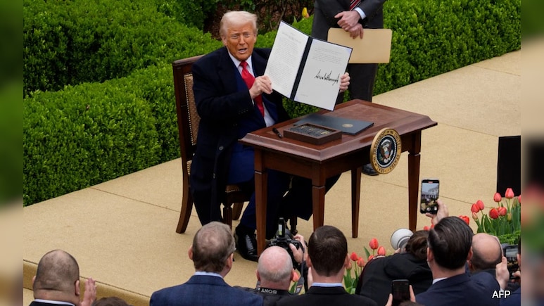 US Takes In $87 Billion From Tariffs In First Half Of 2025