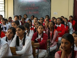 AP SSC Result 2025: एपी 10वीं का रिजल्ट कल सुबह 10 बजे होगा जारी, सेव कर लें ये लिंक AP SSC Result 2025: एपी 10वीं का रिजल्ट कल सुबह 10 बजे होगा जारी, सेव कर लें ये लिंक