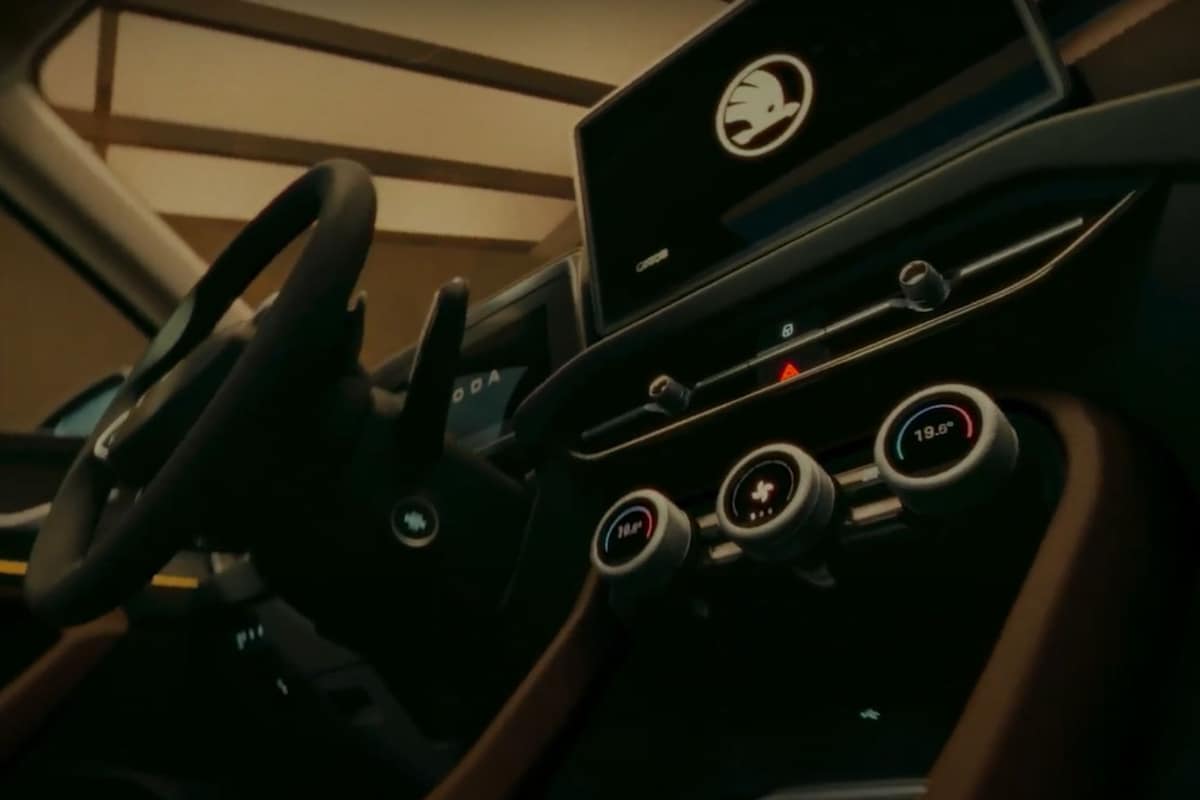 The teaser gives us a glimpse of the Kodiaqs interior The teaser gives us a glimpse of the Kodiaqs interior