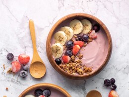 Keep Your Energy Levels Up With These 7 Nutrient-Rich Foods