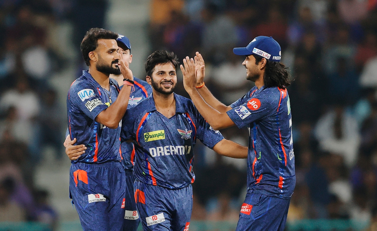Lucknow Super Giants vs Mumbai Indians LIVE Scorecard, IPL 2025 LIVE Updates: Rishabh Pant Receives Big Praise From Sunil Gavaskar Despite Poor Run. Reason Is… Lucknow Super Giants vs Mumbai Indians LIVE Scorecard, IPL 2025 LIVE Updates: Rishabh Pant Receives Big Praise From Sunil Gavaskar Despite Poor Run. Reason Is…