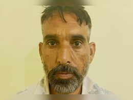 ACB Action: रेवेन्यू इंस्पेक्टर के लिए दलाल ले रहा था रिश्वत, एसीबी ने रंगे हाथों पकड़ा  ACB Action: रेवेन्यू इंस्पेक्टर के लिए दलाल ले रहा था रिश्वत, एसीबी ने रंगे हाथों पकड़ा