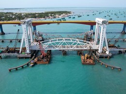 आधुनिक इंजीनियरिंग की मिसाल है रामेश्वरम में बना भारत का पहला वर्टिकल रेलवे लिफ्ट ब्रिज, जानें खासियत