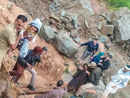 J&K के रामबन में बाढ़ का तांडव, कई घर बहे, रास्ते बंद... देखें तबाही के बाद अब कैसे हैं हालात J&K के रामबन में बाढ़ का तांडव, कई घर बहे, रास्ते बंद... देखें तबाही के बाद अब कैसे हैं हालात