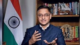 Sanjeev Sanyal : आधी हटवण्याचे आदेश, 2 दिवसांनी पुन्हा कुलपतीपदी, पुण्याच्या गोखले इन्स्टिट्यूटमध्ये नक्की काय सुरू आहे?