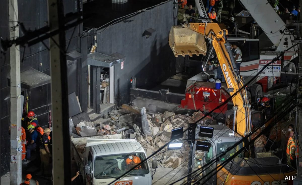 Santo Domingo Полиция Повече от 150 души бяха спасени