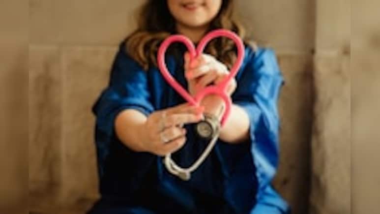 अब नहीं चलेगा कागजी खेल! पैरामेडिकल-फार्मेसी कॉलेजों का मान्यता प्रोसेस होगा डिजिटल