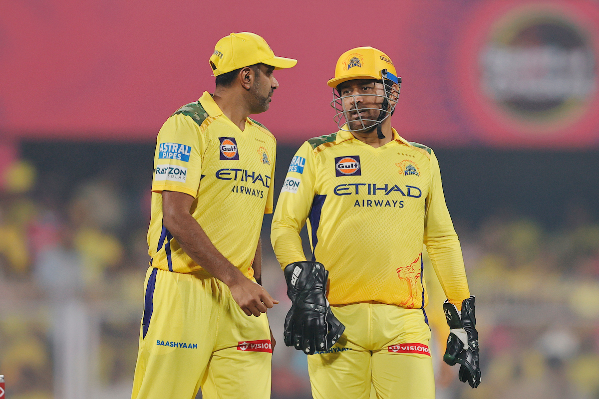 Dhoni To Take IPL Retirement In 2027? R Ashwin's Cryptic Post Stumps Fans