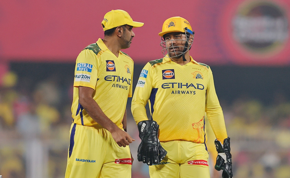 MS Dhoni To Take IPL Retirement In 2027? R Ashwins Cryptic Post Stumps Fans