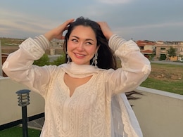 Hania Aamir Exudes Glam In An All White <I>Chikankari</i> <i>Kurta</i> Set Hania Aamir Exudes Glam In An All White <I>Chikankari</i> <i>Kurta</i> Set