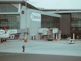 Rs 500 For A Banana: Istanbul Airport Named World's Most Expensive By Travellers Rs 500 For A Banana: Istanbul Airport Named World's Most Expensive By Travellers