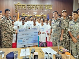 33 Maoists Surrender Before Security Forces In Chhattisgarh 33 Maoists Surrender Before Security Forces In Chhattisgarh