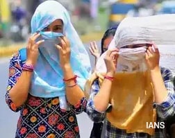 Ню Делхи Индийският метеорологичен отдел издаде предупреждение за топлинна вълна