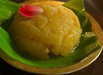 How To Make Thirupagam: Where A Halwa Meets A Mysore Pak How To Make Thirupagam: Where A Halwa Meets A Mysore Pak
