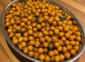 Nepali Chana Fry: A Spicy, Savoury Snack That'll Leave You Wanting More (Recipe Inside) Nepali Chana Fry: A Spicy, Savoury Snack That'll Leave You Wanting More (Recipe Inside)