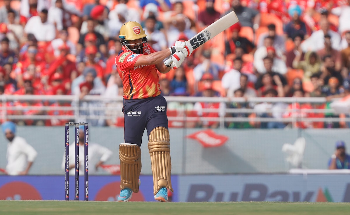 Punjab Kings vs Royal Challengers Bengaluru LIVE Scorecard, IPL 2025 LIVE Updates: RCB’s Rs 1.5 Cr Buy Traps Shreyas Iyer, PBKS Rattled After Good Start