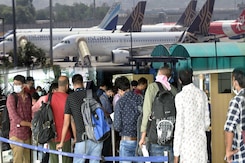 Flights Delayed At Delhi Airport, 1 Runway Working, Other Under Repair Flights Delayed At Delhi Airport, 1 Runway Working, Other Under Repair