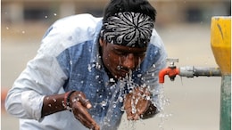 Rajasthan Weather Update: राजस्थान के बाड़मेर-जैसलमेर में गर्मी का रेड अलर्ट जारी, दो दिन बाद इन जगहों पर हो सकती है बारिश