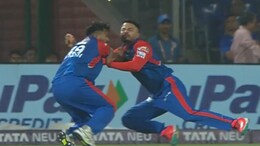 Delhi Capitals Players Involved In Nasty Collision While Trying To Take A Catch vs Mumbai Indians - Video