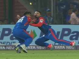 Delhi Capitals Players Involved In Nasty Collision While Trying To Take A Catch vs Mumbai Indians - Video Delhi Capitals Players Involved In Nasty Collision While Trying To Take A Catch vs Mumbai Indians - Video