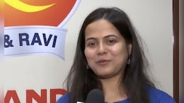 UPSC Topper Shakti Dubey: पिछली बार 12 नंबर से फेल हुई शक्ति दुबे ने UPSC में कैसे किया टॉप, मजेदार है कहानी