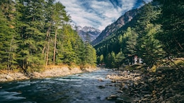 Kasol Travel Guide: Where To Go, Eat, Shop, And Stay in Himachal's Hippie Hamlet