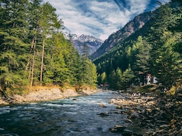 Kasol Travel Guide: Where To Go, Eat, Shop, And Stay in Himachal's Hippie Hamlet