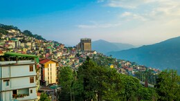 Gangtok Travel Guide: The Ultimate Cheatsheet On Where To Go, Shop, Eat, And Stay