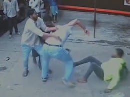 Twist In Air Force Officer's Assault Case In Bengaluru, New Video Emerges Twist In Air Force Officer's Assault Case In Bengaluru, New Video Emerges