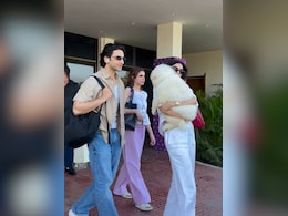 Amid Dating Rumours, Khushi Kapoor And Vedang Raina Arrive In Jamnagar Together To Celebrate Shikhar Pahariya's Birthday Amid Dating Rumours, Khushi Kapoor And Vedang Raina Arrive In Jamnagar Together To Celebrate Shikhar Pahariya's Birthday