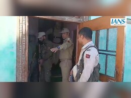 आतंकी नेटवर्क पर सीधा वार,  डोडा और किश्तवाड़ में आतंकियों के मददगारों के ठिकानों पर छापेमारी आतंकी नेटवर्क पर सीधा वार,  डोडा और किश्तवाड़ में आतंकियों के मददगारों के ठिकानों पर छापेमारी