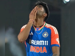 VIDEO: स्पीड के सौदागर से होगी आज मुंबई के बल्लेबाजों की भिड़ंत! दनदनाती हुई गेंद से पूरी दुनिया खाती है खौंफ