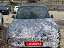 2025 Tesla Model Y Spotted Again! Parked Alongside Previous-Gen Model In India 2025 Tesla Model Y Spotted Again! Parked Alongside Previous-Gen Model In India