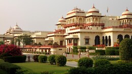 On A Weekend Trip From Delhi To Jaipur, Top 10 Luxury Hotels And Resorts To Stay At