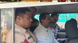MP: इंदौर नगर निगम के नेता प्रतिपक्ष चिंटू चौकसे गिरफ्तार, समर्थकों का थाने पर हंगामा, जानें पूरा मामला