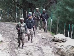 पाकिस्तान दुनिया के सबसे खतरनाक स्थानों में से एक, मॉस्को और लंदन में आतंकी तार: सूत्र