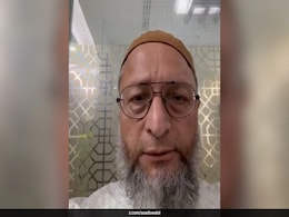 Asaduddin Owaisi's Black Band Appeal For Friday Prayers After J&K Attack Asaduddin Owaisi's Black Band Appeal For Friday Prayers After J&K Attack