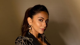 Rakul Preet Singh Serves Major Beauty Goals In Dewy Base And A Sleek Ponytail